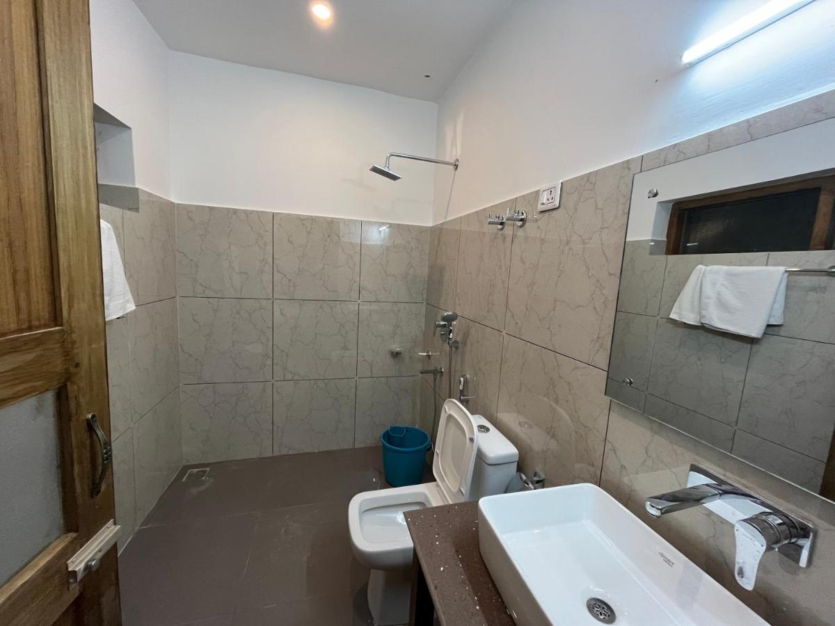 Honey Bee Leh Exterior foto