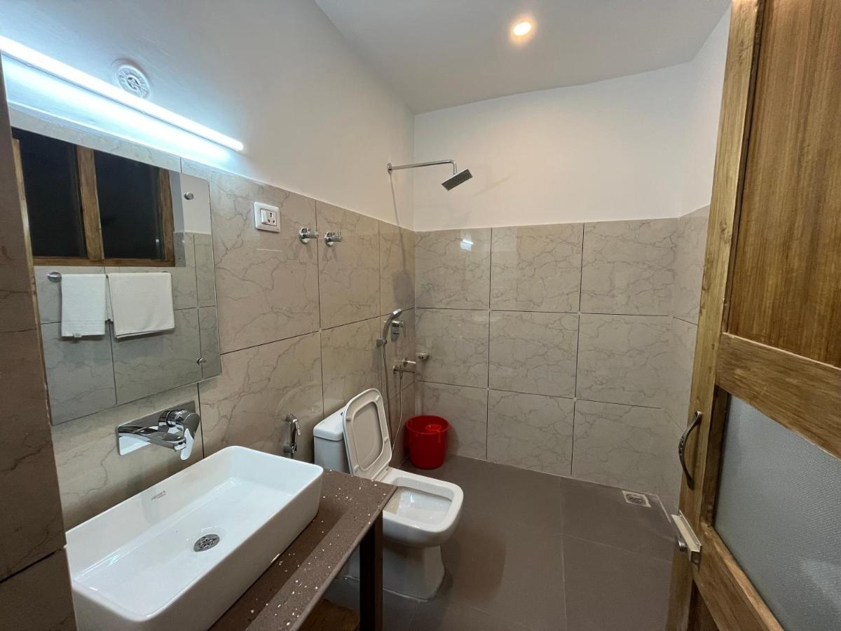 Honey Bee Leh Exterior foto
