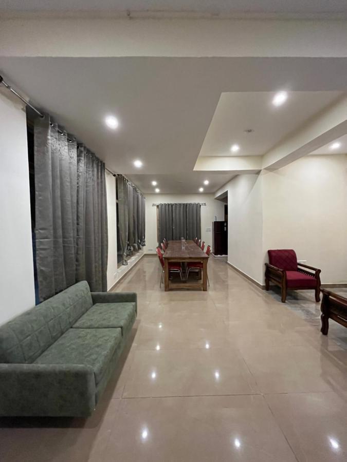 Honey Bee Leh Exterior foto